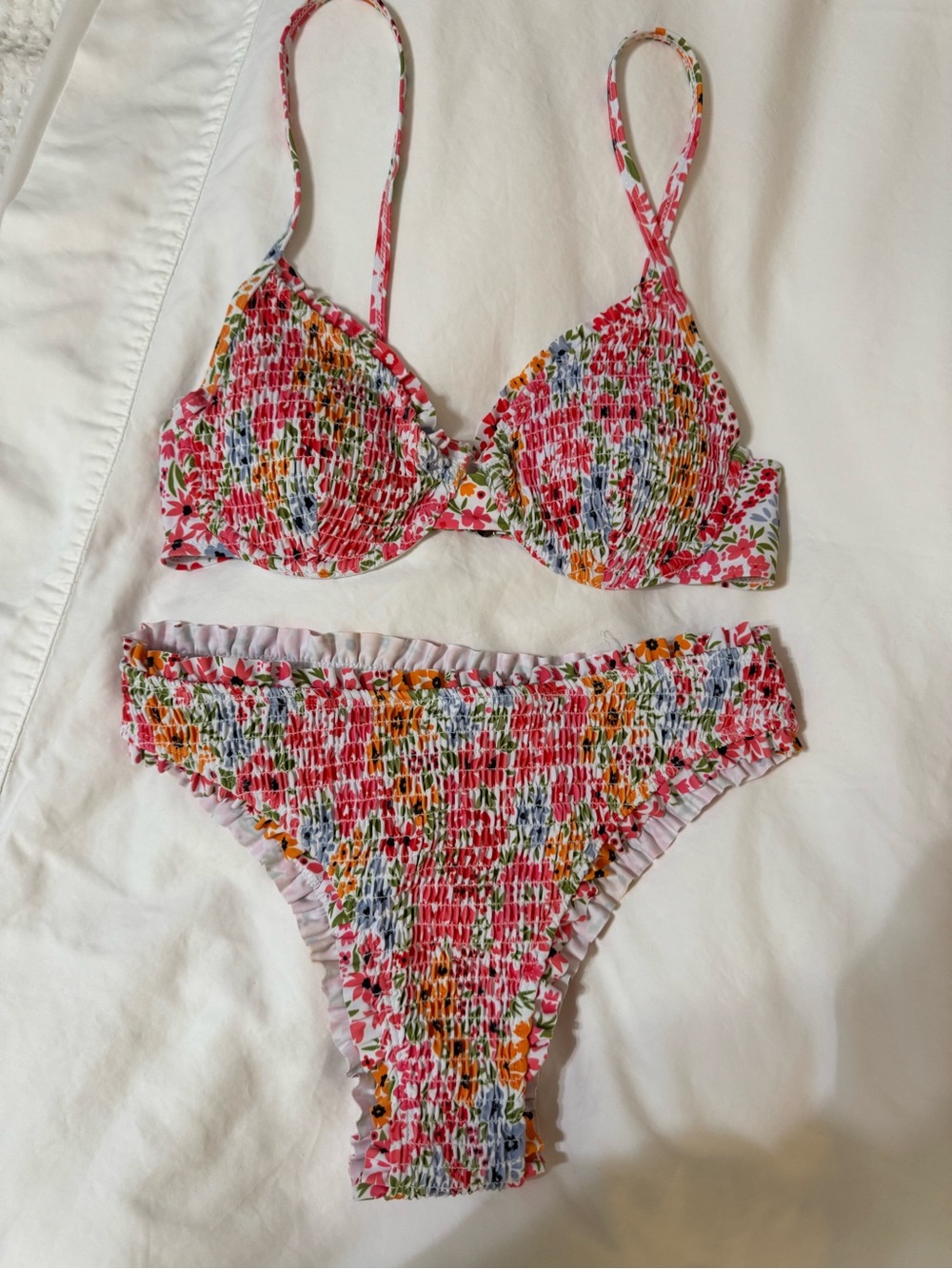 Cupshe Multicolor Floral Smocked Bikini Set